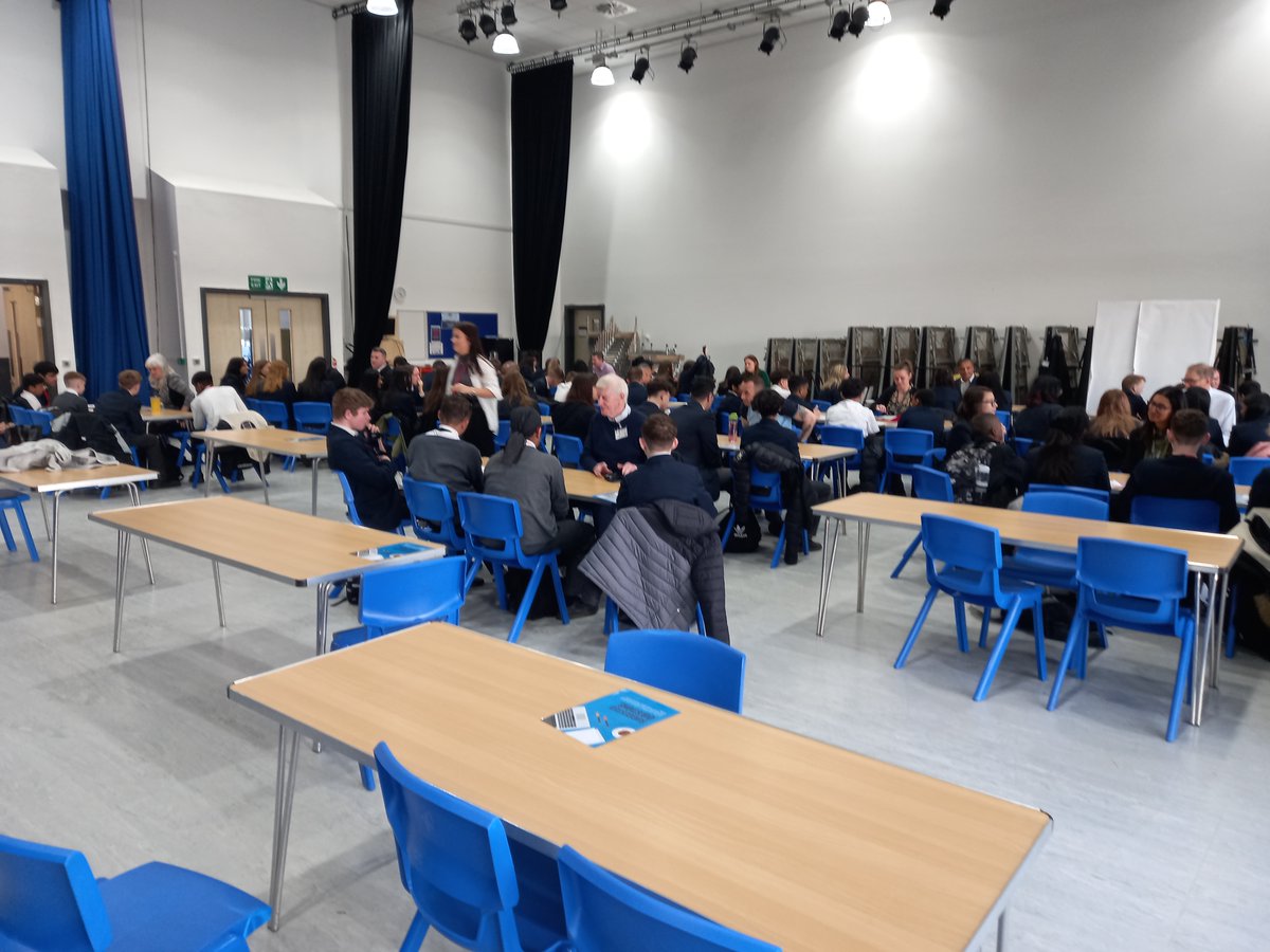 OrchardMead's tweet photo. Our Y9s are enjoying the speed networking session laid on by @LeicesterEBC this morning. We have volunteers from the Police, RAF, Barclays and North Star Design, among others. 

A big thank you to our volunteers https://t.co/UbqO60mUIi