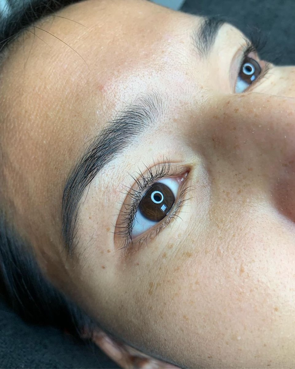 SimplyCopStudio's tweet photo. I dag havde jeg besøg af søde Mikalaweber som var den heldige vinder af et sæt single lash extensions! (C kurve 9-12 mm)🌸 https://t.co/mEHUvWfwB0