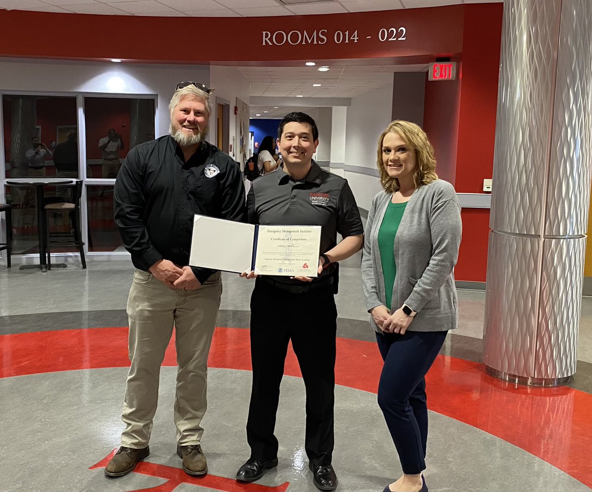 RadfordUPolice's tweet photo. Congratulations to Peter McCann, Director of Emergency Management, for completing the FEMA National Emergency Management Basic Academy. https://t.co/yQRPsg4OJf