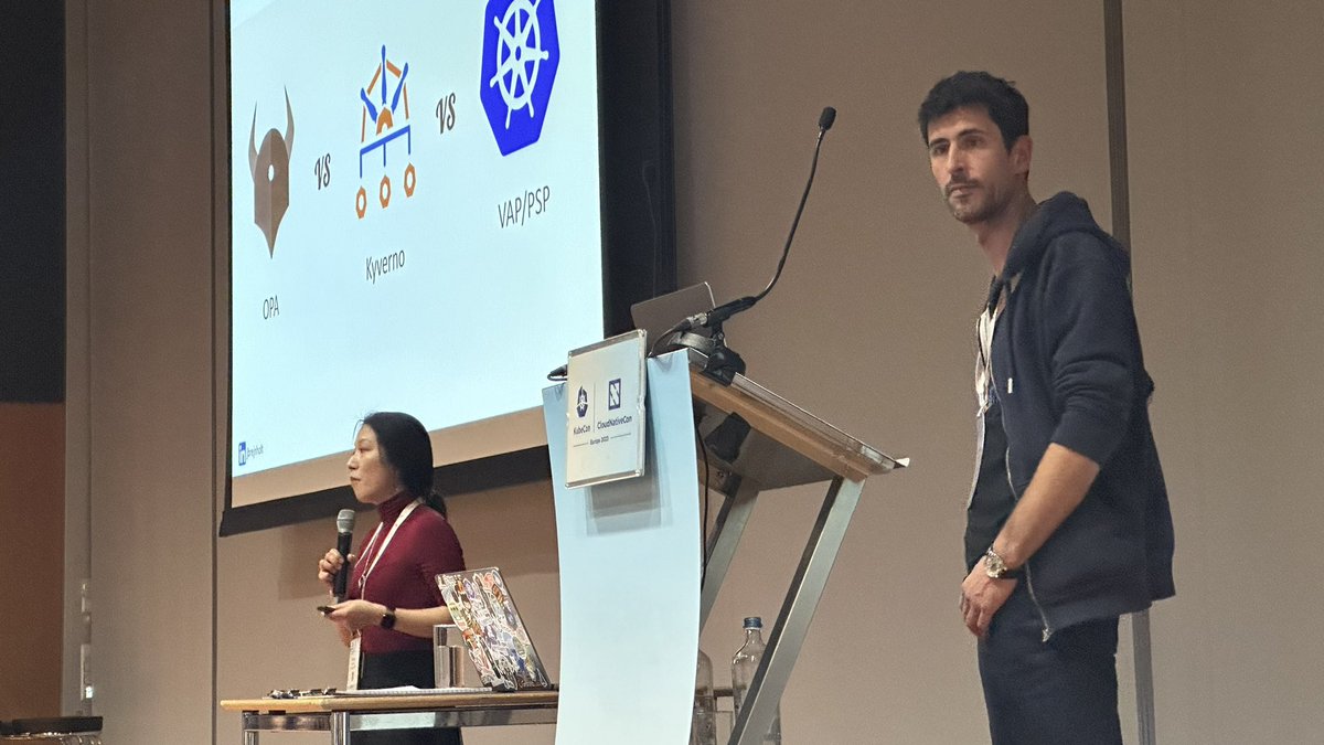 phennex's tweet photo. Fellow @CNNordics organizer, @jinhong_b, presenting in front of a completely full room about @kyverno at #CloudNativeCon+#KubeCon 🙌 https://t.co/DMYJNjdInX
