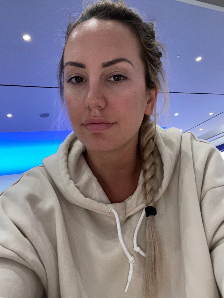 Brett Rossi on Twitter: "Hi 👋"