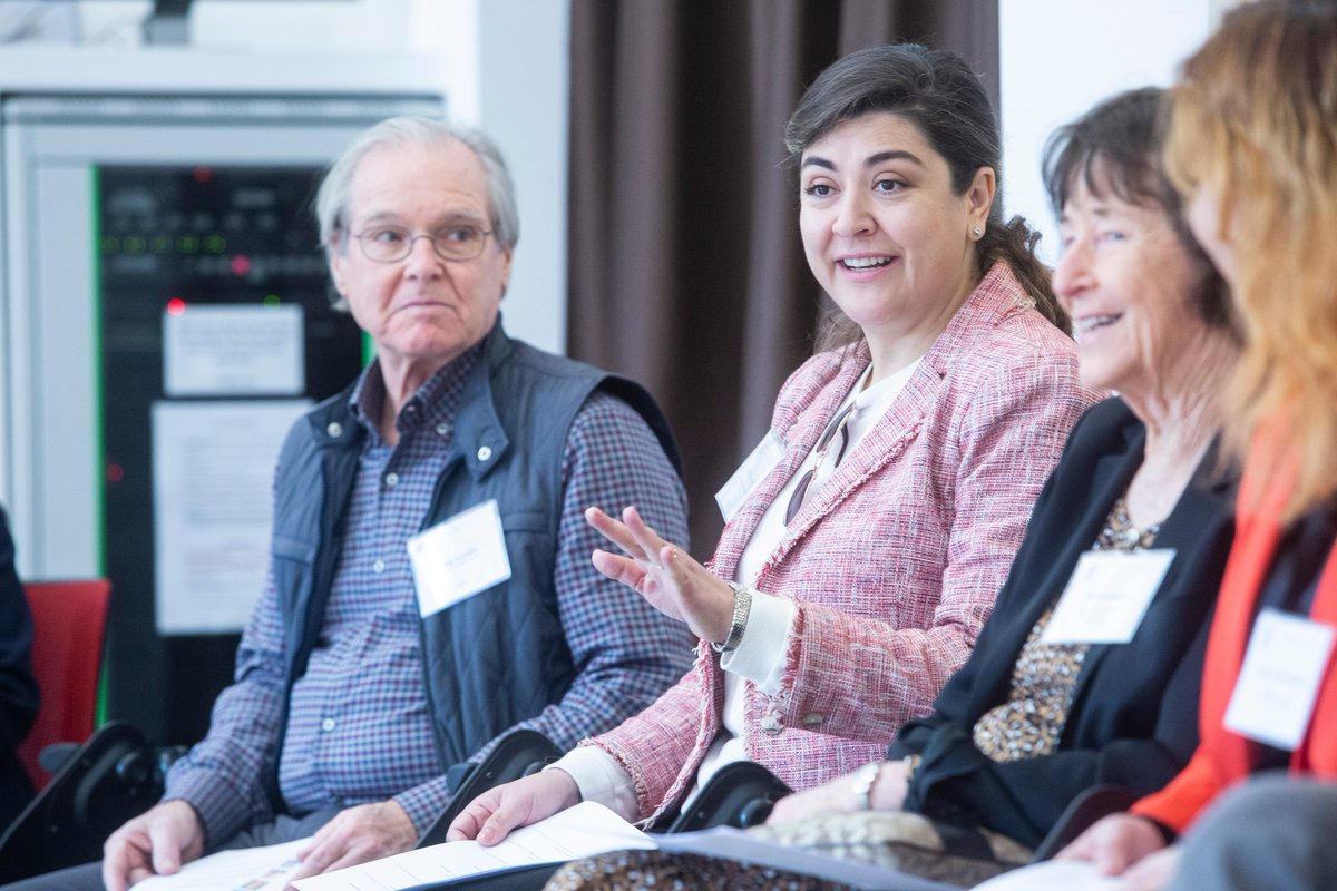 LoyolaLaw's tweet photo. @LoyolaLaw Dean Alexandre and members of our PROLAW Advisory Board met our #PROLAW students & alumni. Discussions focused on #ruleoflaw career experiences & development, as well as PROLAW's role in shaping & supporting students & alumni careers.
Learn more:https://t.co/GnCVJsijb6 https://t.co/wj37ZKy2Uh