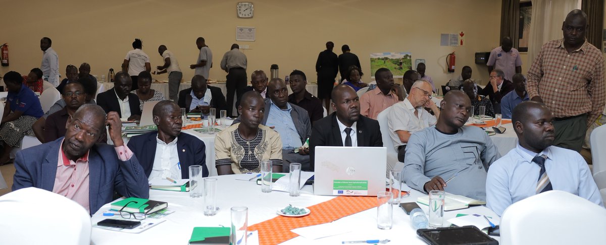 giz_uganda's tweet photo. HAPPENING:
Stakeholders are convening at Protea Hotel, Kampala to witness the results, share experience and learning following 4 years' implementation of the GIZ Rural Development programme intervention on #ClimateSmartAgriculture which was co-funded by @EUinUG and @BMZ_Bund https://t.co/sATF5XJLop