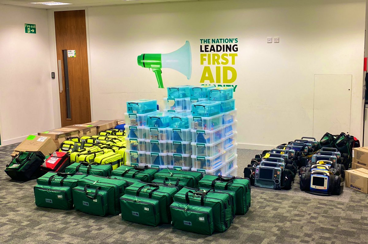 SJALogistics's tweet image. Just some of the #ALS medical kit we will be deploying to this years @LondonMarathon…more to arrive in the next day too. 

#AdvancedLifeSupport #volunteering #Logistics #Medical #Clinical