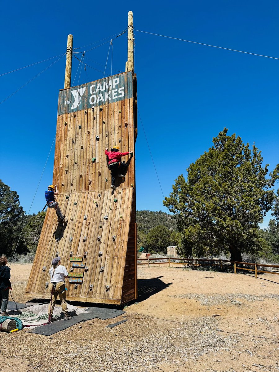 Davis Magnet School tweet media