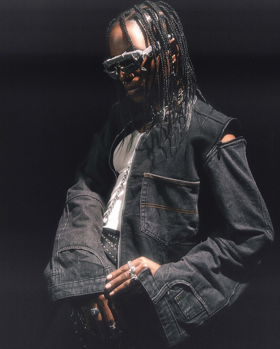 wavythecreator_'s tweet photo. me in @pieceetpatch https://t.co/1b5vYoWXbB