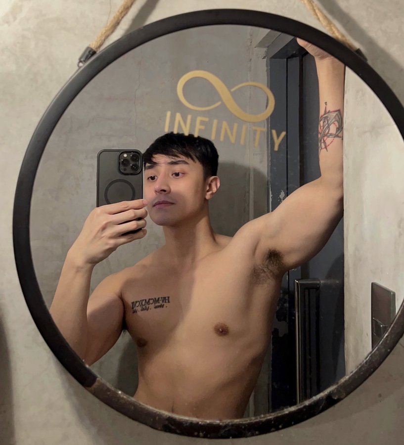 FuKLajeaAAEWikL?format=jpg&name=900x900