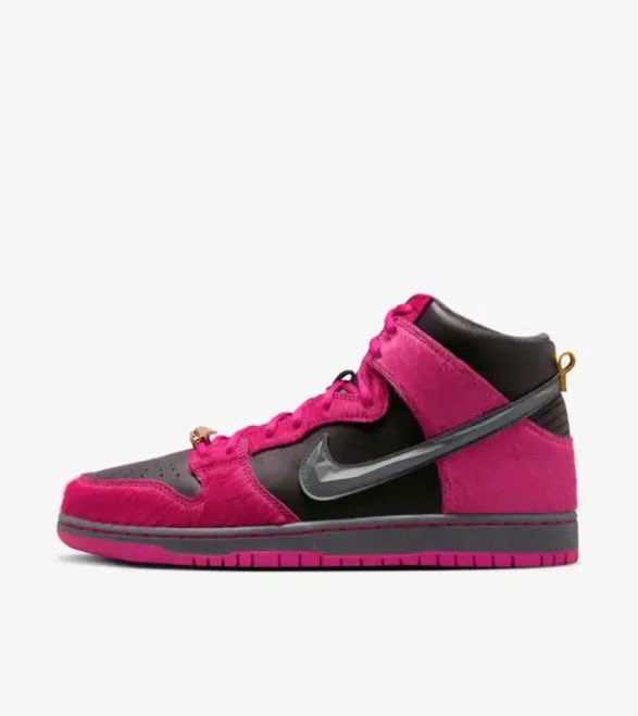 SnkrsStock's tweet photo. Run The Jewels x Nike SB Dunk high 
Launching in 1 hour on SNKRS 

Total stock : 27k 
Good luck! https://t.co/d8zMeNejm9