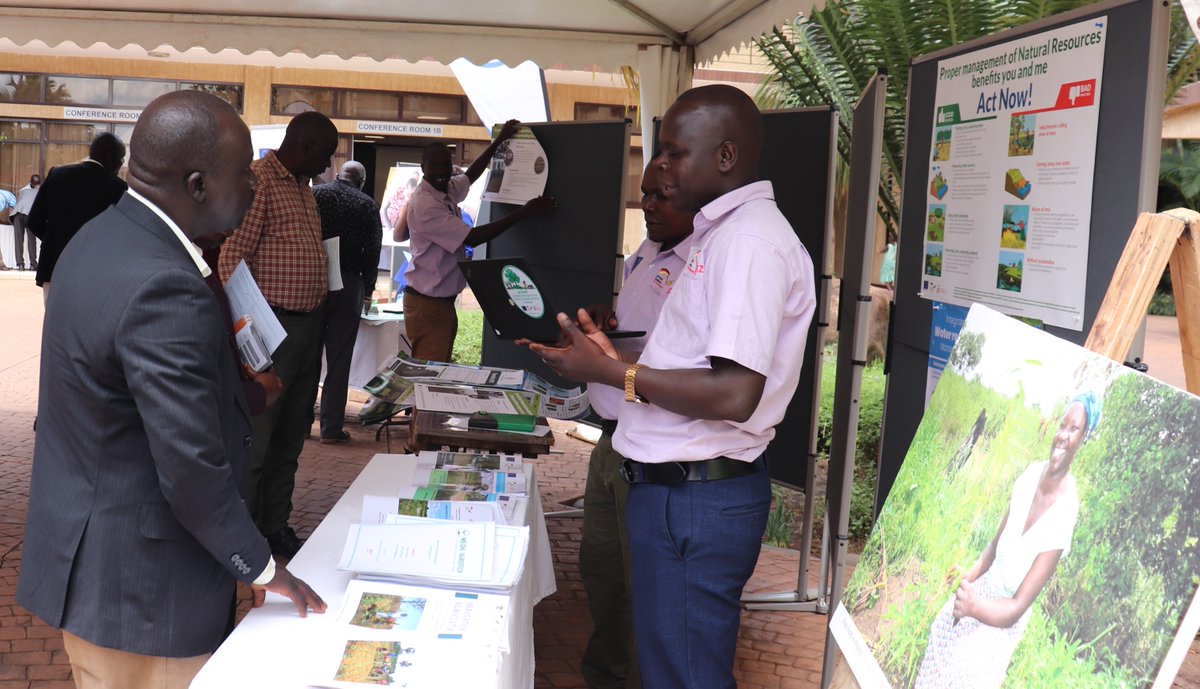 giz_uganda's tweet photo. HAPPENING:
Stakeholders are convening at Protea Hotel, Kampala to witness the results, share experience and learning following 4 years' implementation of the GIZ Rural Development programme intervention on #ClimateSmartAgriculture which was co-funded by @EUinUG and @BMZ_Bund https://t.co/sATF5XJLop