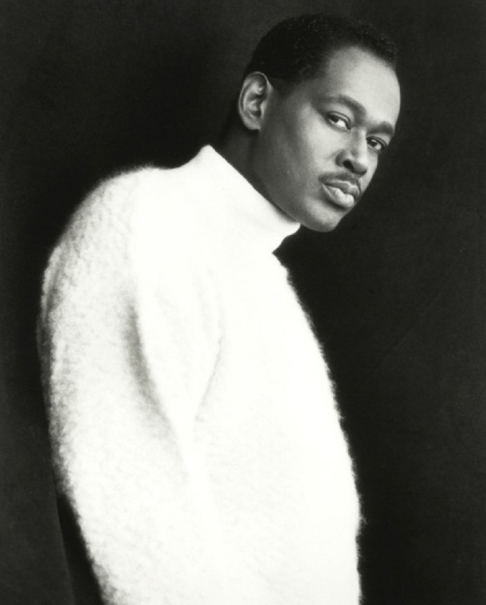 rnbradar's tweet photo. Happy  72nd Birthday to the legendary Luther Vandross. RIP🕊 https://t.co/9LtHwawrN4