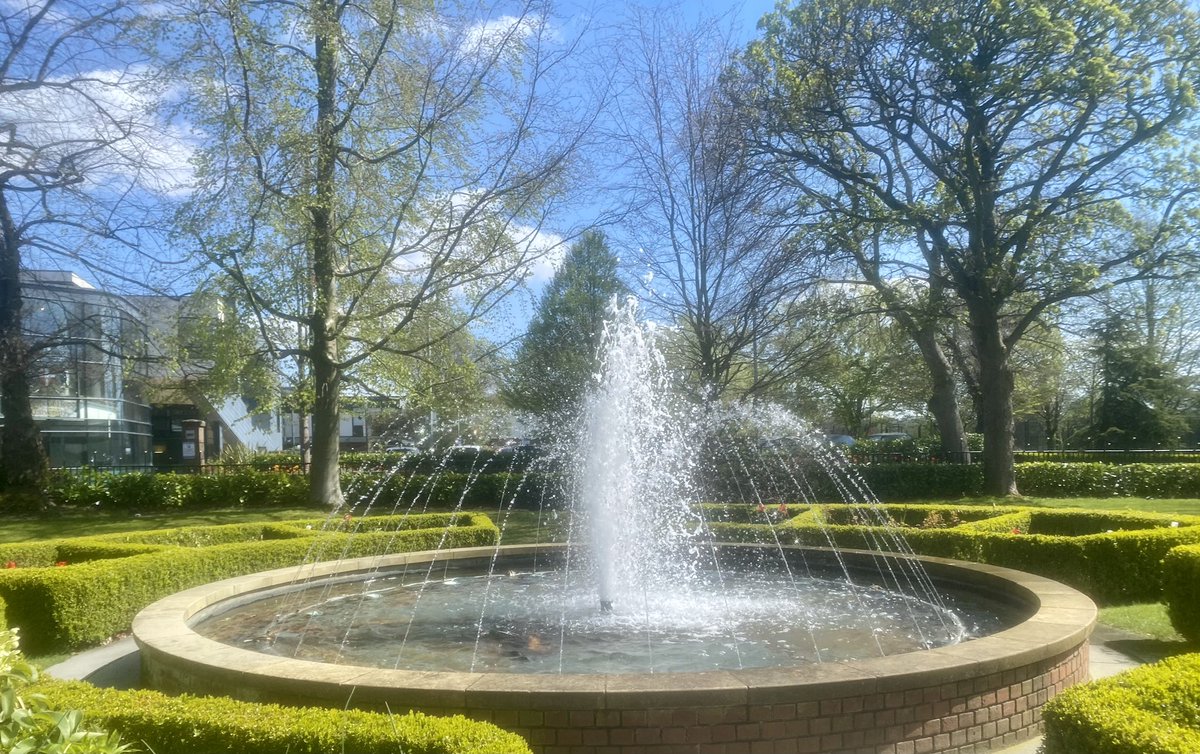 lhulawcrim's tweet photo. What a beautiful spring day at Liverpool Hope Park Campus #liverpool #spring #Liverpoolhopeuniversity https://t.co/x69ejhOCHt