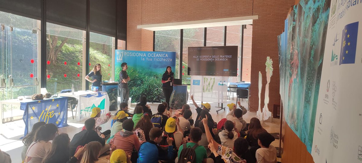 Continuano gli incontri al #FestivalDellaScienza Auditorium Parco della Musica di Roma per parlare delle meraviglie di Posidonia oceanica, pianta marina che non tutti conoscono, e della sua enorme importanza. 
Vi aspettiamo fino a domenica 23 aprile 😊🌱🌱🌱🐬 #comunicareAmbiente