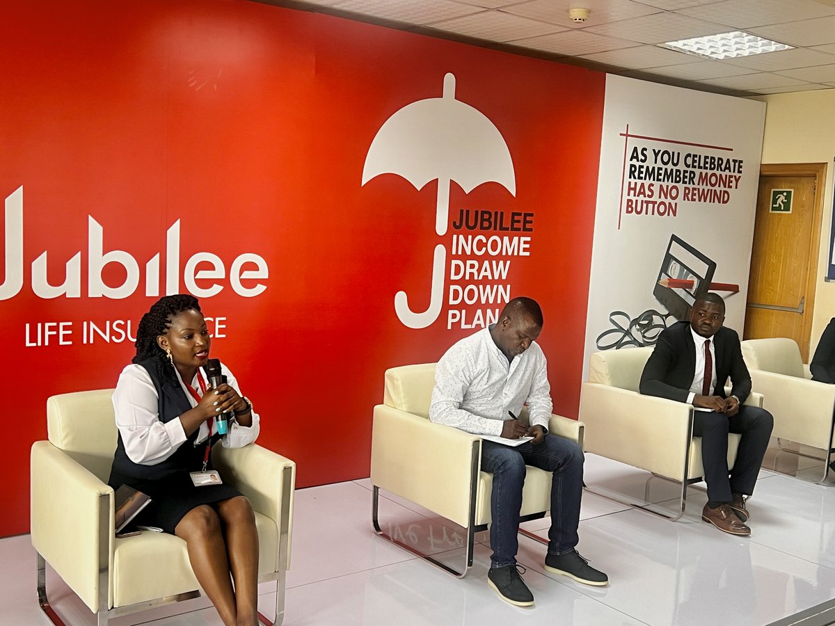 JubileeInsUG's tweet photo. We’re thrilled to officially launch our newest plan, the #JIncomeDrawdownPlan aimed at ensuring that you #RetireInStyle.

Follow the conversation here👉🏾
Facebook:- https://t.co/6Az2i33uiO
Youtube: https://t.co/GpzShhnqzy https://t.co/f1H0QtrxoK
