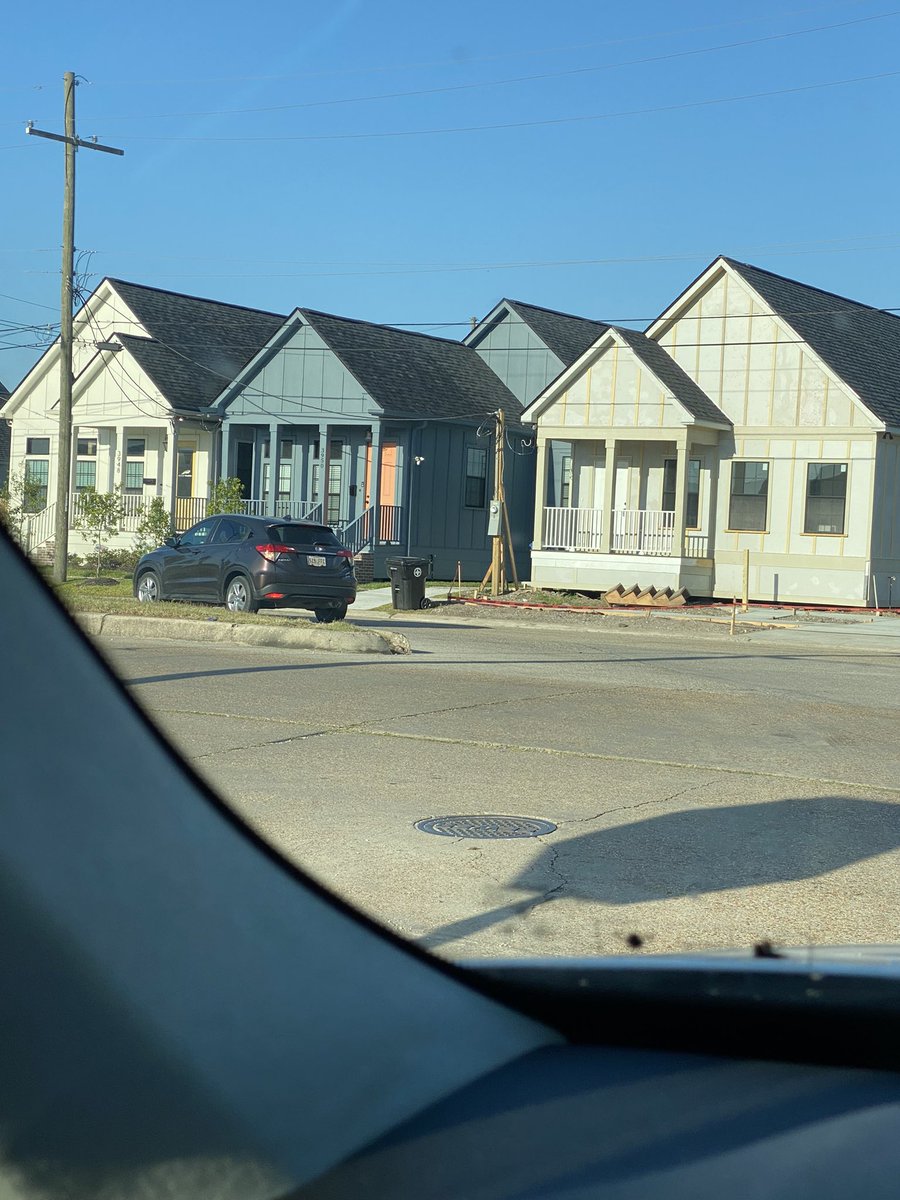 pritzypans's tweet photo. 9th ward on The RISE 🤣 https://t.co/Kb9HOm5goI