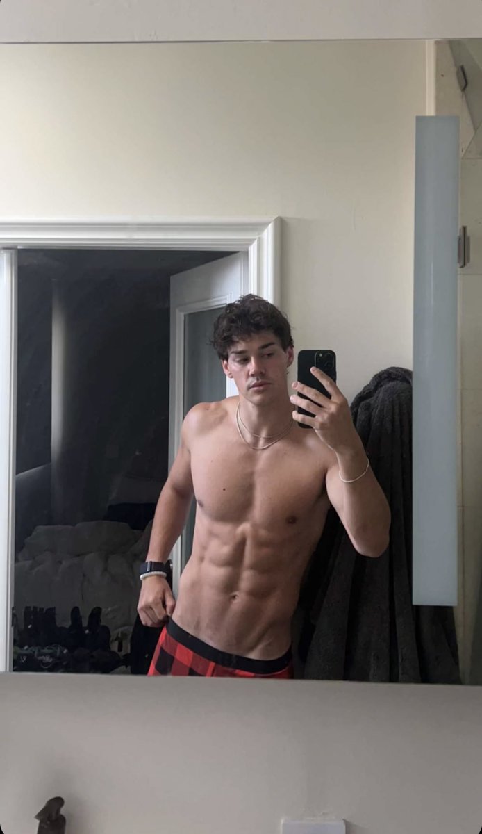 Celebrity Men & onlyfans guys 💯 🇦🇺 on Twitter: "Noah beck"