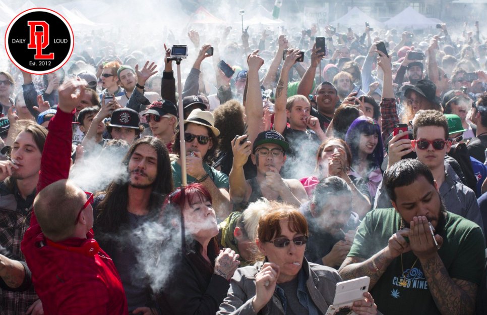 DailyLoud's tweet photo. Happy 4/20 ‼️ https://t.co/hemUCAfiZ9