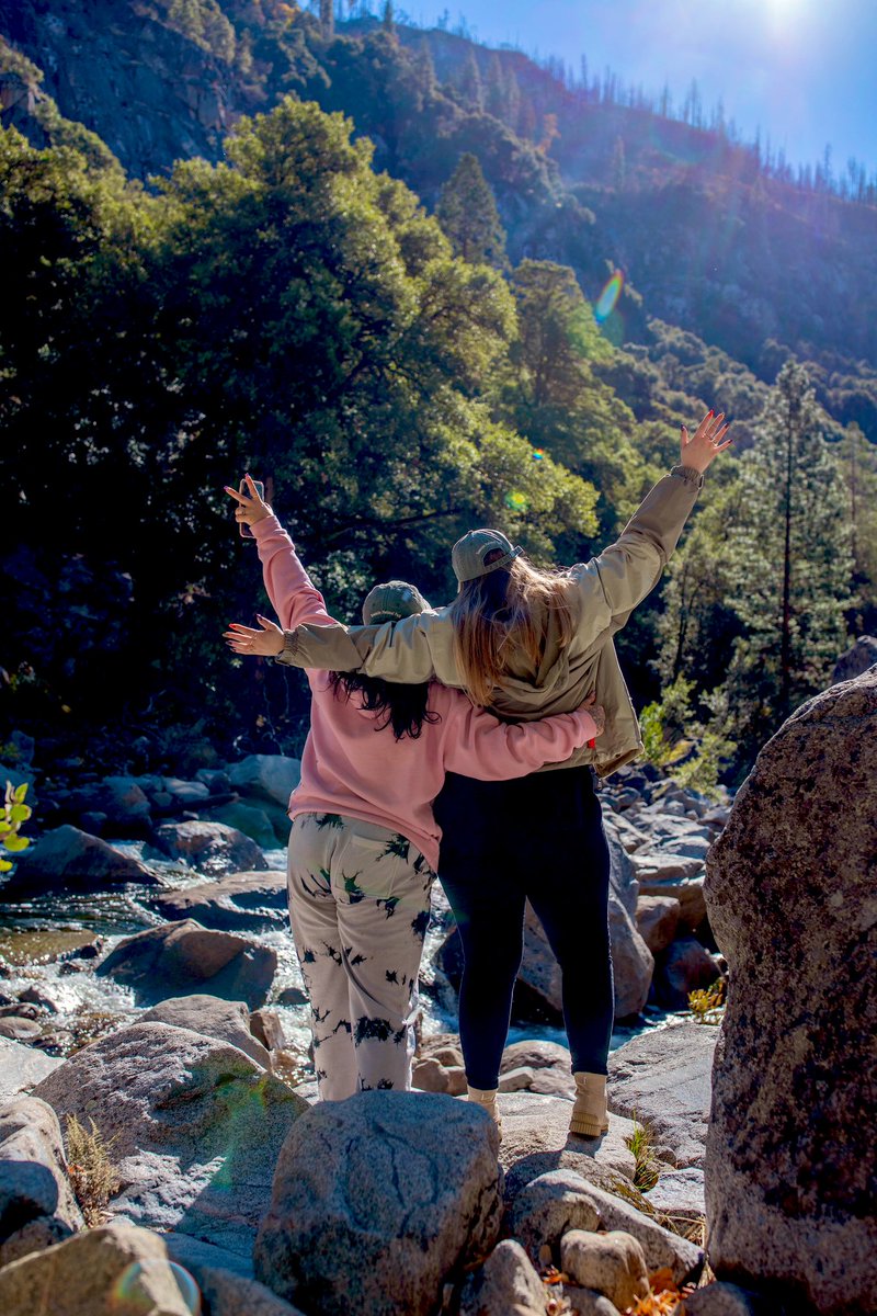 tammy2fab's tweet photo. I couldn’t imagine a life w/o u, in fact I have no memory of b4 you were in it &amp; for tht I’m Grateful! Happy Birthday to the sister I got to choose, I love you today, tomorrow &amp; 4 the rest of our life time!! No matter how far this life takes us may our souls keep us tied🦋☯️💖🥳 https://t.co/liN0o5nYwN