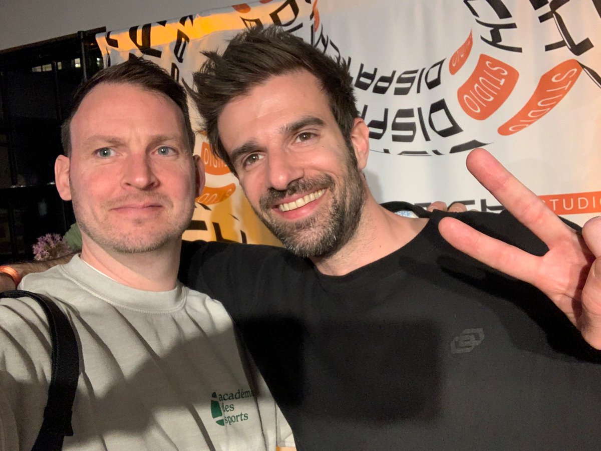 KnownOrigin.io tweet media