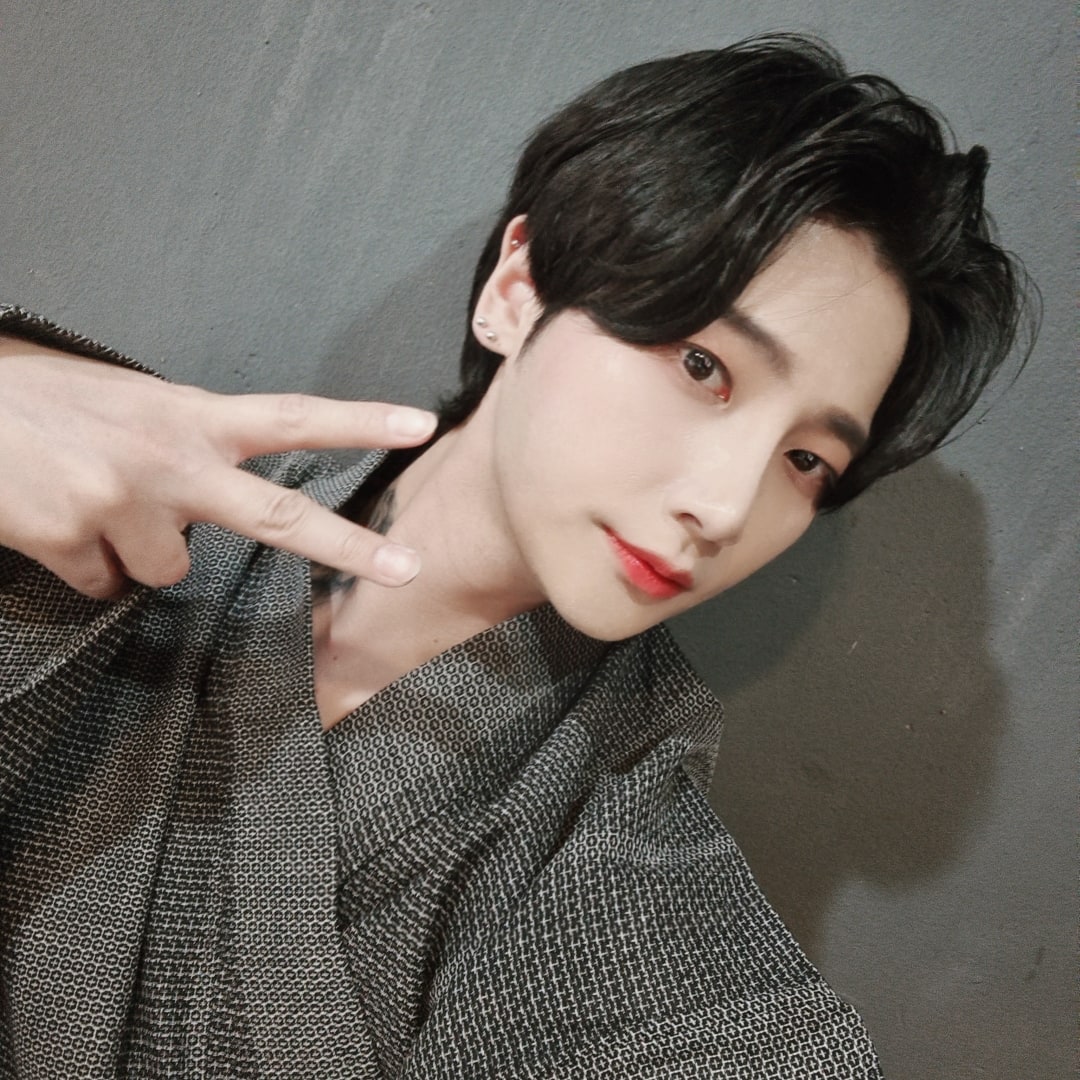 jun0xo's tweet photo. お休み 😝😝 https://t.co/gvX5fLH7ws