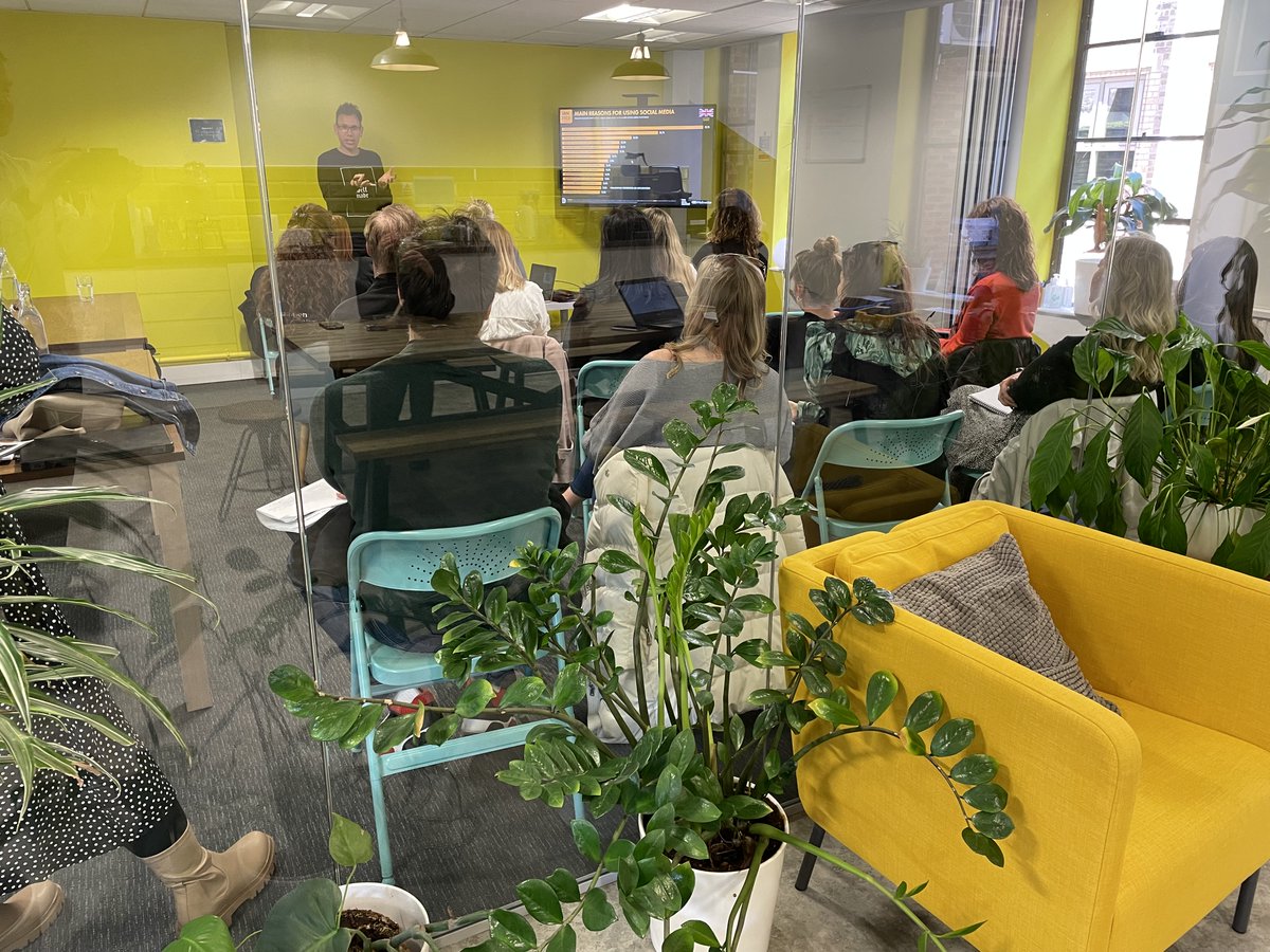 Lovely to welcome back <a href="/altrinchamhq/">Altrincham HQ - Social Media Marketing in Manc</a> and <a href="/AltrinchamBID/">Altrincham BID</a> for some #socialmedia training for local Alty businesses. #ThursdayMotivation