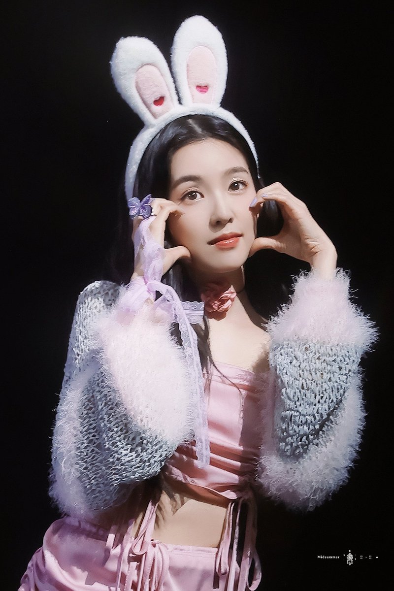 Midsummer0011's tweet photo. 230413 
💓
#아이린 #IRENE
 #REDVELVET #레드벨벳 https://t.co/Cx30XvEH7V