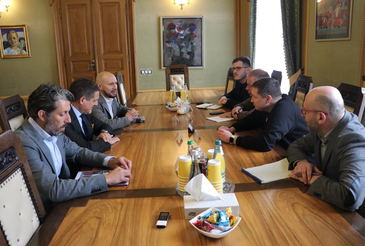 ESI_Brussels's tweet photo. ESI in #Ukraine with Amarante International to discuss #reconstruction, investment and security challenges. Yesterday in Lviv with governor Maksym Kozytskyy and his team, today in Kyiv for more institutional meetings. #standwithukraine #strategicautonomy #europeanunion #security https://t.co/Ep7ZnP95qt