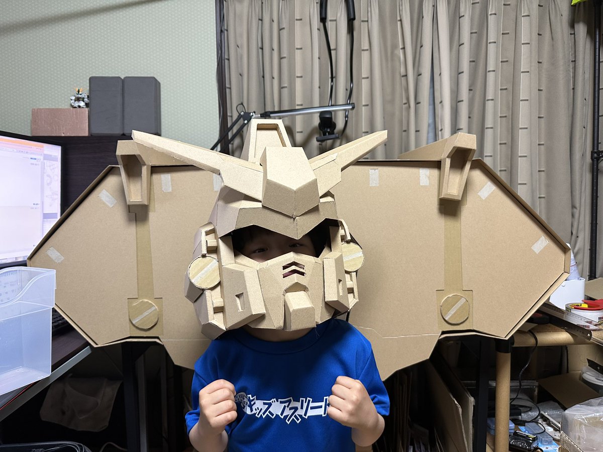 gohanrice_gohan's tweet photo. オーキスコンテナをたたむとこのくらいになりマス(頑張った)
#GP03D
#ダンボール https://t.co/Kdke4KK9ha