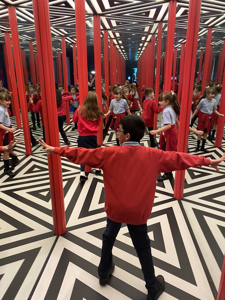 StJosephsBing's tweet photo. Year 4 and 5 have had a fantastic time at the @MediaMuseum ! They enjoyed exploring the exhibits and learning all about light and sound in the Wonderlab! @bcw_cat #SJBscience #SJBY4 #SJBY5 https://t.co/ppUQaZLXel