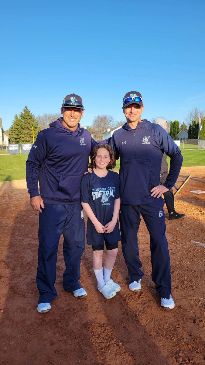 MGHS_Softball's tweet photo. Meet Rebecca, our biggest fan!  No one better retrieving foul balls during our games.  Help us celebrate Rebecca and our youth tomorrow night at YOUTH NIGHT!  #mgsoftball #mononagrovesoftball https://t.co/rNayeMGFBZ