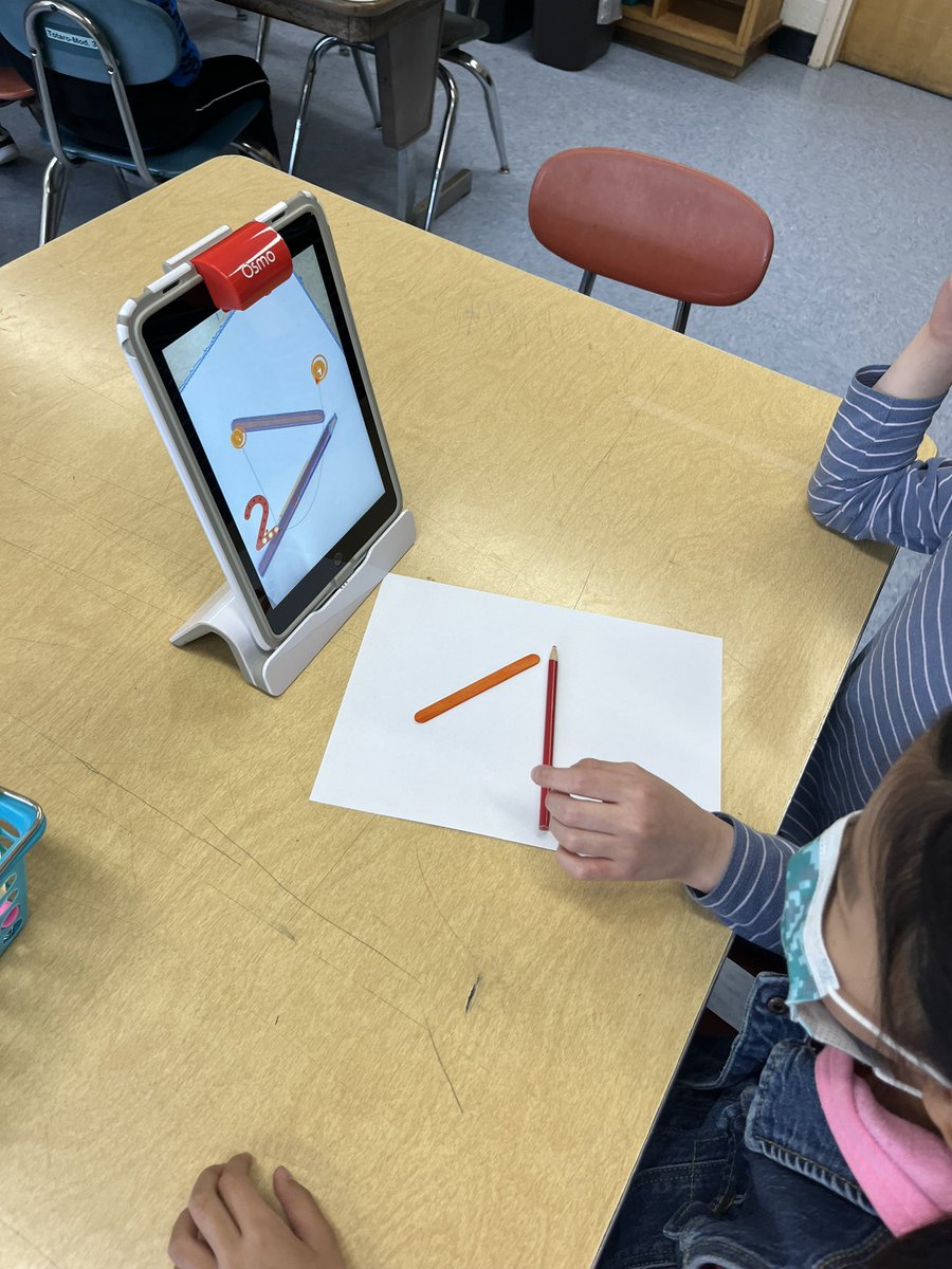 STEAM week fun for 1st graders with <a href="/PlayOsmo/">Osmo</a> Newton! <a href="/MauriceHawkWWP/">Maurice Hawk School</a> <a href="/WWP_Schools/">WW-P School District</a> #wwprsd #steamweek #osmo