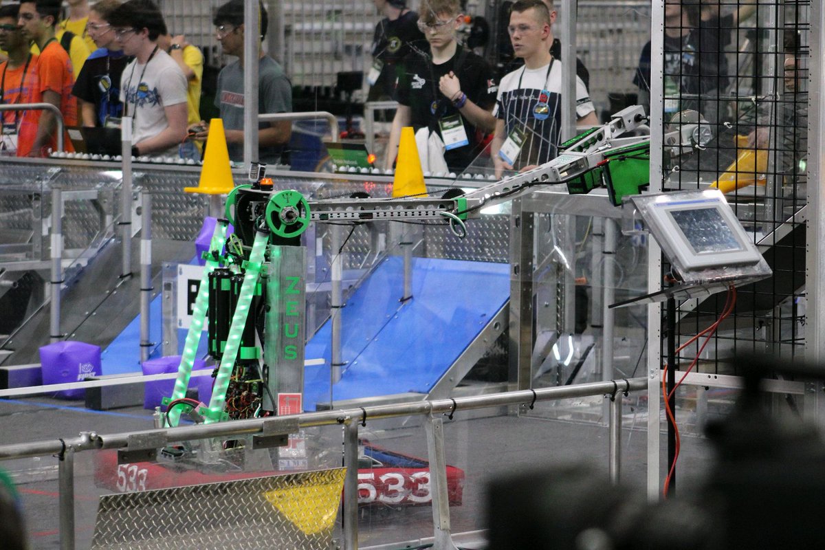 frcteam533's tweet photo. Pics from Practice Day!! πΈπ€
Posting our match schedule for today soon and the livestream link in bio π₯°π
#Team533 #PSIcotics #FIRSTRobotics #FRC #OMGRobots #Robots #STEM https://t.co/9bzmnt2XMP