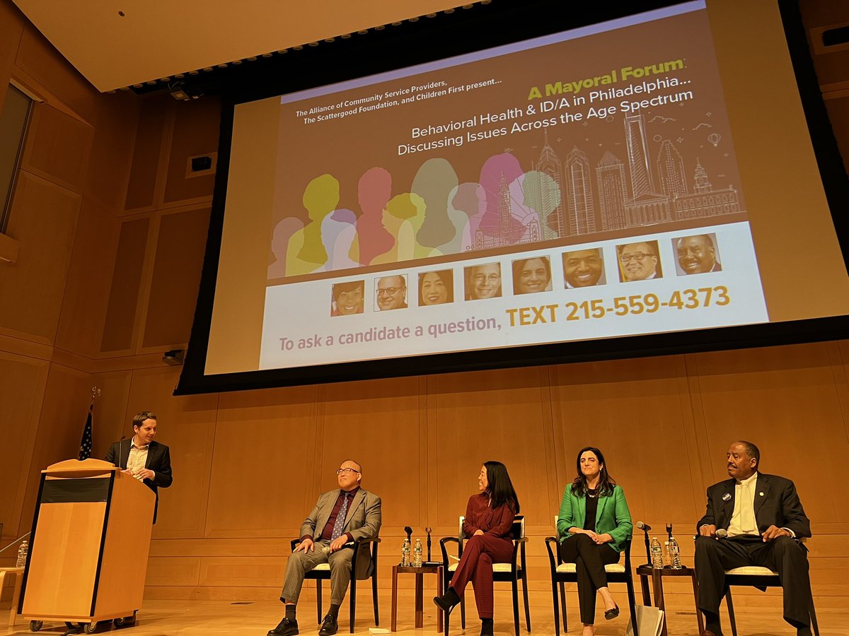 ellen_hwang_phl's tweet photo. Starting the day off talking about behavioral health with #Philly mayoral candidates @HelenGymPHL @RebeccaRhynhart @DavidOhPhilly @jimmyde46deleon. Think: mental health, intellectual disabilities, substance abuse. #NextMayor https://t.co/SfSTz1KWxV