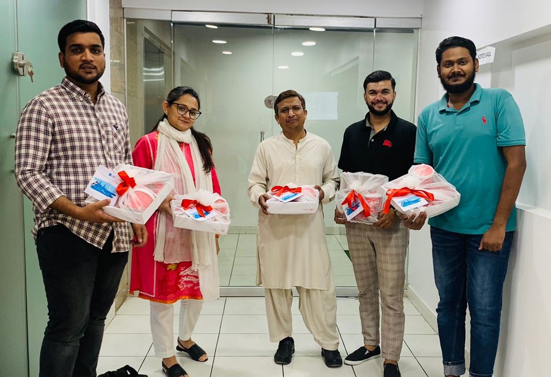 Love4Data's tweet photo. As the month of Ramadan comes to an end this weekend, LFD got the chance to share sweet treats with our hardworking employees to celebrate Eid-ul-Fitr. We look forward to welcoming everyone back next week! #LoveForData #EidAlFitr2023 https://t.co/B39HVbAkWM
