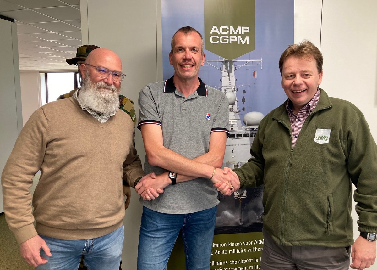 ACMP_CGPM's tweet photo. 💪 Nieuw begin bij ACMP-CGPM. Het Nationaal Bureau van de militaire vakbond en Dimitry Modaert hebben beslist om samen te werken. Dimitry zal zijn werk verderzetten op het vlak van het welzijn t.v.v. al het Defensiepersoneel en voor de leden van de ACMP-CGPM in het bijzonder👍. https://t.co/G0FYd3dwgH