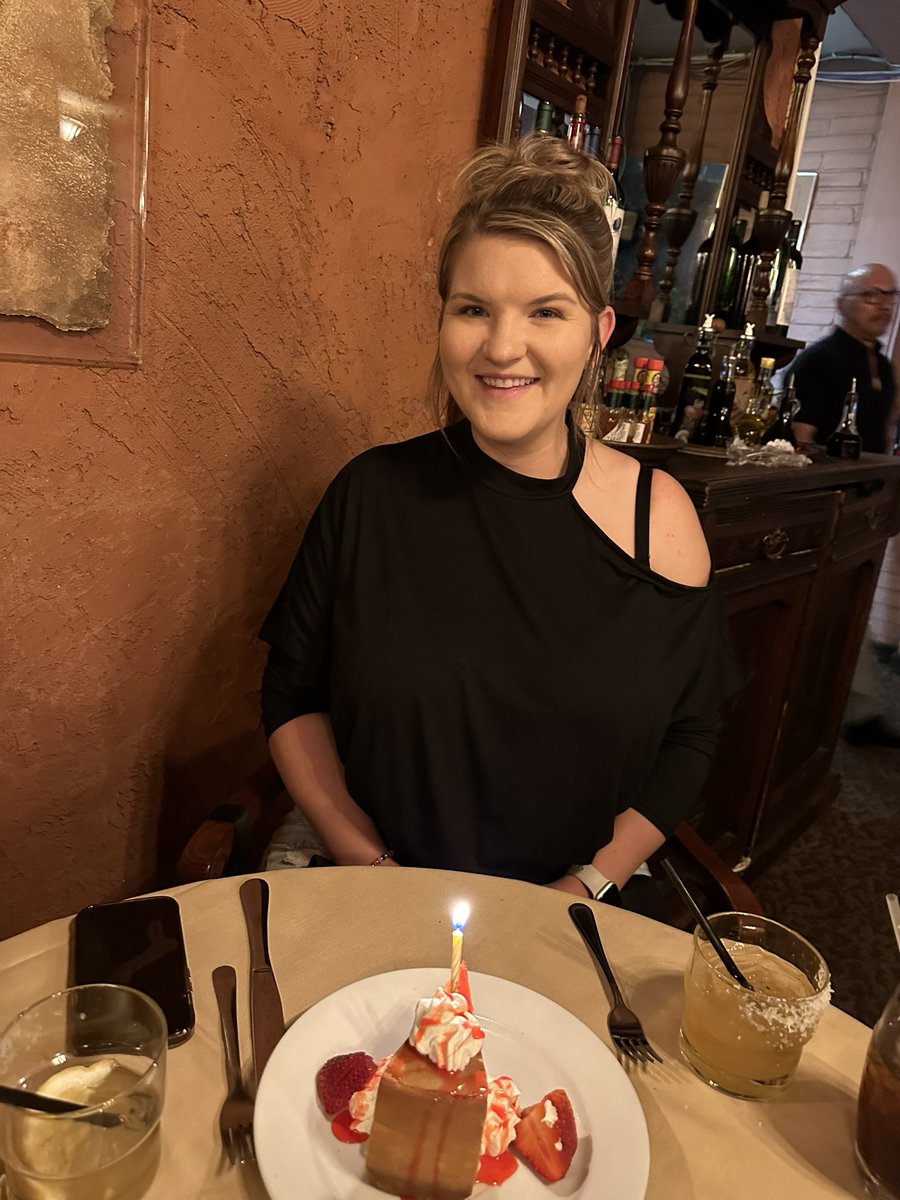 TalorNunez's tweet photo. Happy 30th Birthday, @kayleegayle !!
I pray that God blesses you today and your joy overflows. I am so thankful to be your husband and walk through life with you.
I love you ALWAYS!😍

“A wife of noble character is her husband’s crown,...”
Proverbs 12:4 NIV https://t.co/BWi4C3RCMM