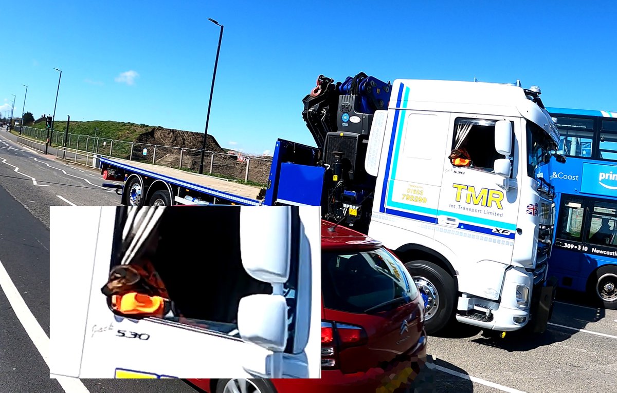 2_Over_4's tweet photo. When driving an articulated lorry on #RakeLane #NorthShields, do you a/ use your arms to hold the steering wheel or b/ forget about being in control and hold your dog?!
#Reported ๐ฎ๐ธ https://t.co/7IXLAkzRVb