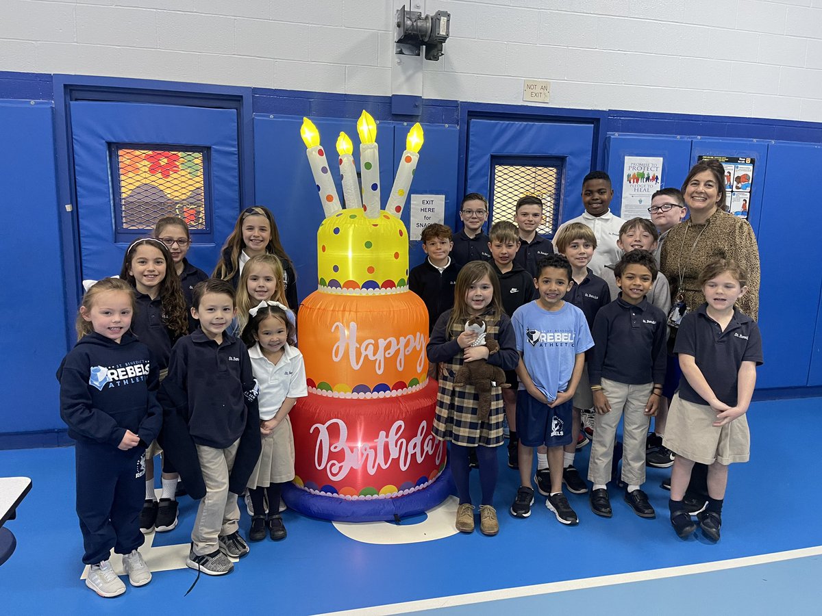 April Birthday Breakfast with the Principal and Vice Principal. Happy birthday to all of our April birthdays, we’re glad that you were born! 💙🤍 #stbens4life