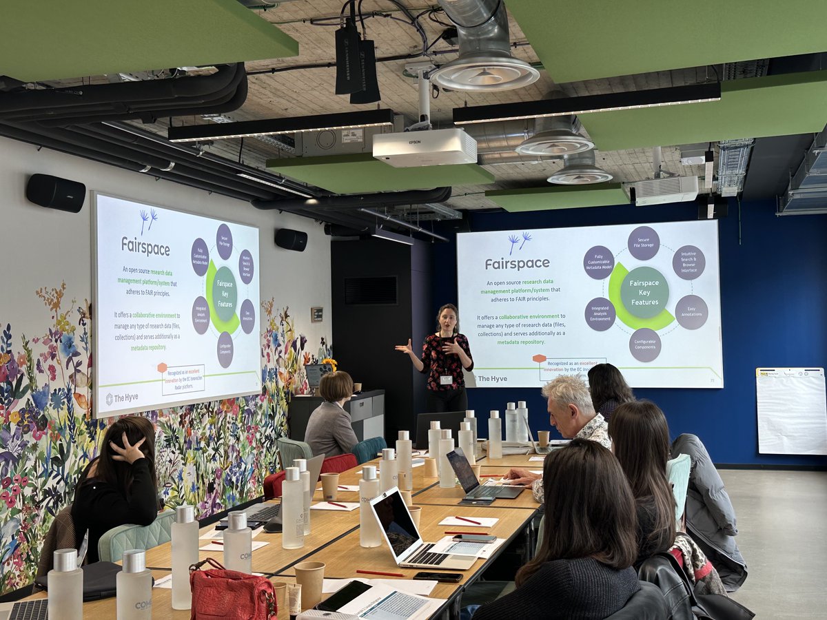 FNSCloudEU's tweet photo. The «Researcher's Journey through @FNSCloudEU» workshop took place on the last day of @EuroFIRAISBL Food Forum 2023. Attendees got the opportunity to explore  #FNSCloud tools, and services to exploit food, nutrition, and security data, https://t.co/KTISIP58Uu