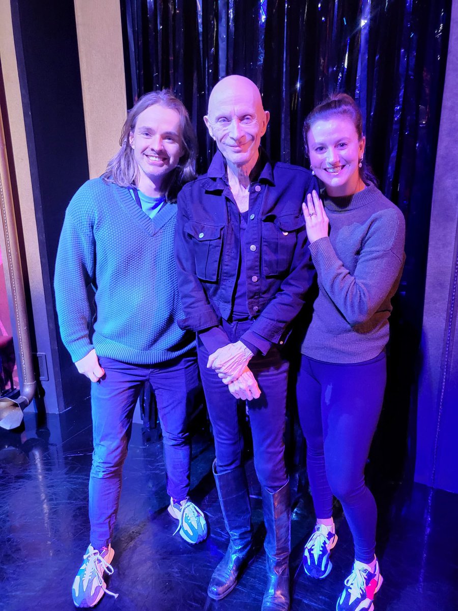 danievrat's tweet photo. What an incredible few days! Working with Richard O’Brien and having him perform with the company, something I’ll always remember ❤️ What a legend!!! @rockyhorroraus 💋 #richardobrien #rockyhorrorau https://t.co/2qsPoIara5