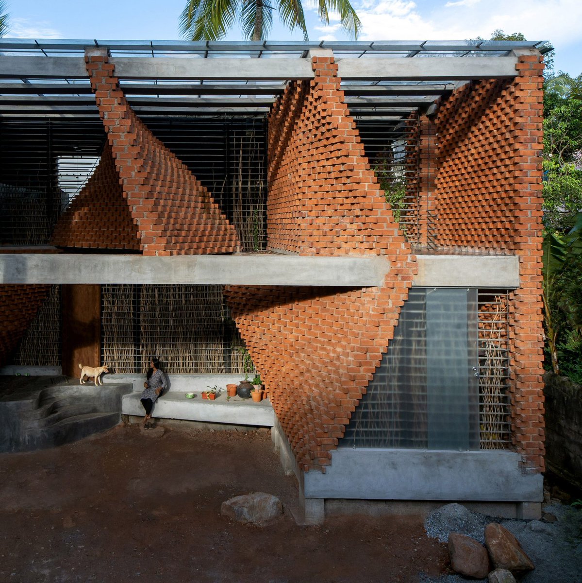 dezeen tweet picture