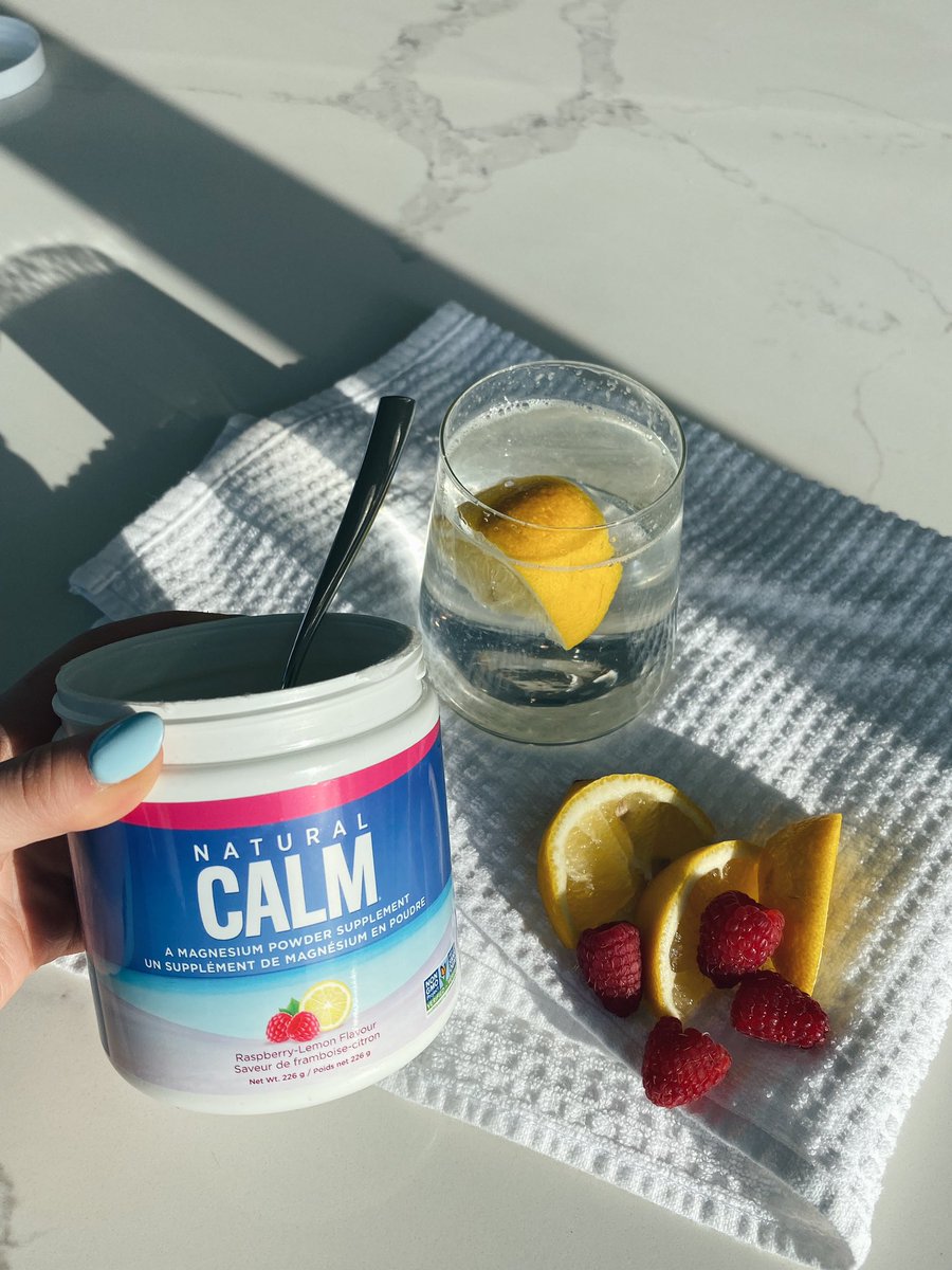 danabUGC's tweet photo. Morning! How is it already Thursday? Here are a few ugc photos I took for a supplement brand 💛💛 https://t.co/EaRw5QMq0b