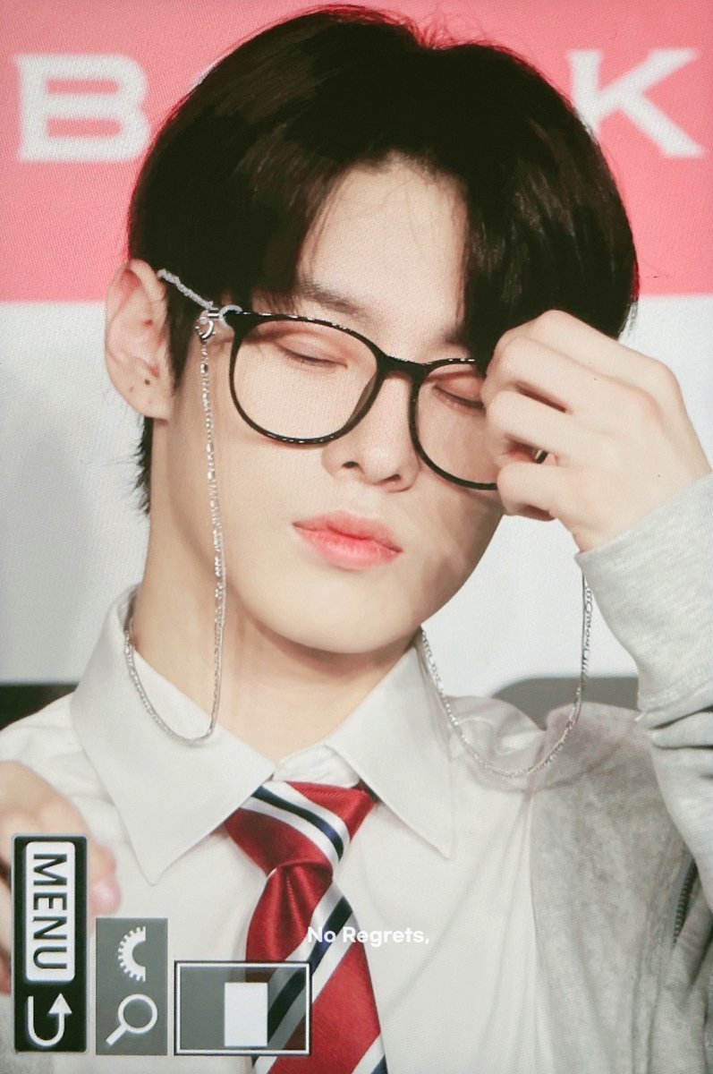 NoRegrets0830's tweet photo. 230420 안경준
#TNX #우경준 #경준 #KyungJun https://t.co/eU5qDcYnjS