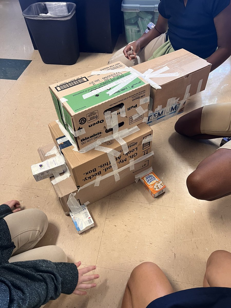 MrsDelgado5th's tweet photo. Our Volume Zoo is starting to take shape! Final body coverings will be next. Then we will calculate the volume of the combined prisms! ๐ฎ๐ท๐ข๐ฆ#MathRocks #VolumeZoo @TurnerBartelsK8 https://t.co/0Bm41FfBLp