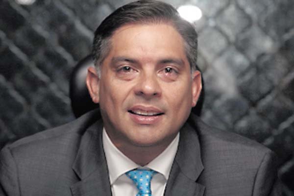 felixchaveztv's tweet photo. #LoÚltimo Juzgado llama a juicio al exdiputado panameñista y actual precandidato a diputado de libre postulación, Adolfo "Beby" Valderrama, y a otras 10 personas por la presunta comisión de los delitos de peculado y blanqueo de capitales en el Caso Pandeportes. @ecotvpanama https://t.co/4nqB7XyMSi