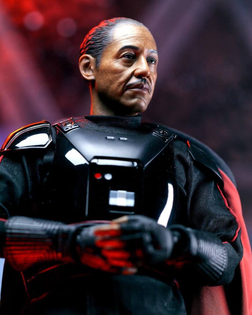 The REAL Moff Gideon 
__________________________________
#giancarlo #moffgideon #themandalorian #starwarstoyphotography #hottoysphotography #warlord #starwarstoy #onesixthscale #practicaleffects 
__________________________________
 <a href="/sideshow/">sideshow</a> <a href="/hottoyscoll/">Hot Toys Collector</a>… instagr.am/p/CrQkzYWONH9/