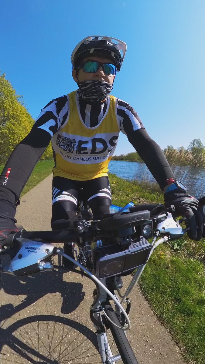Raising awareness for @ehlersdanlosuk and flaunting my #EDS warrior stripes with pride! 🦓💪 

Let's show the world we're #ZebraStrong #EDSwarrior #EhlersDanlosSyndrome #LondonToBrighton #CyclingForACause
