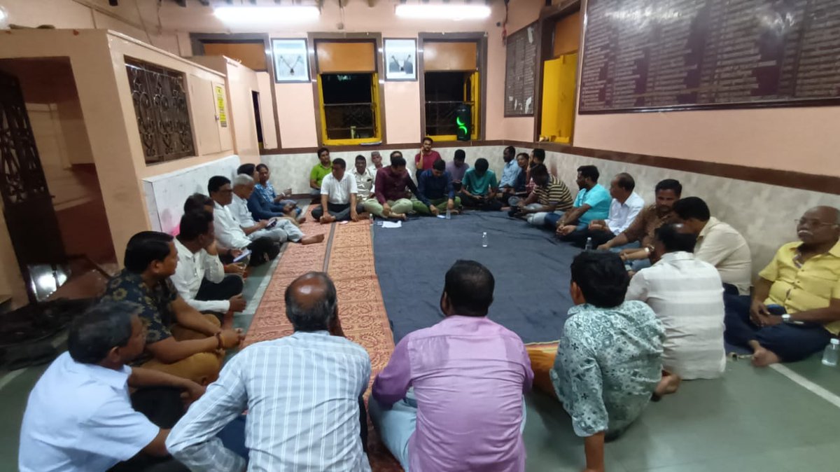 kpvikassamiti's tweet image. Ganesh utsav and Navratri utsav mandal meeting for redevelopment.
#mhada #cmomaharashtra #devendrafadavnis #aminpatel #BMC #redevelopment