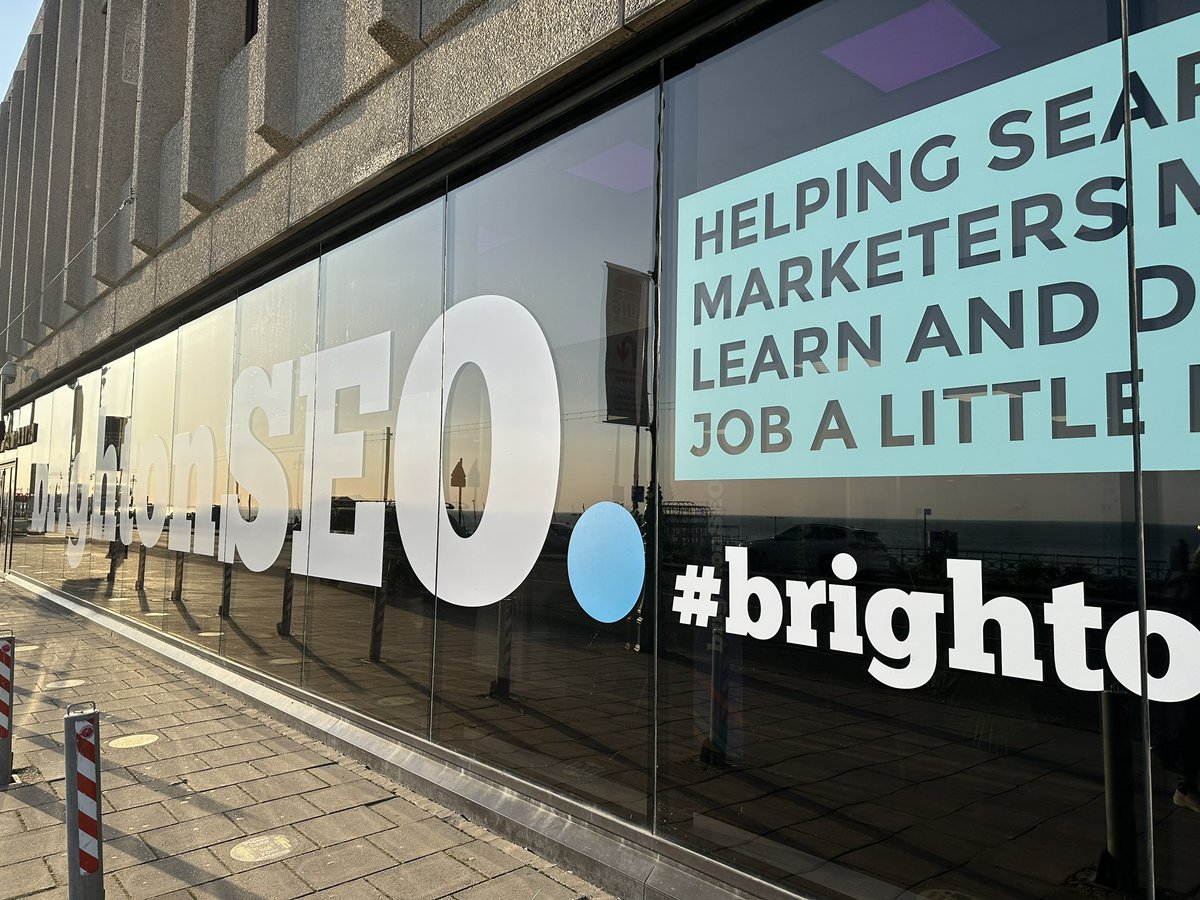 jasonyip's tweet image. The stage is set, trying to stay chilled as the ice cream van for the last speaker talk today🧊 #brightonseo #seo #HigherEd