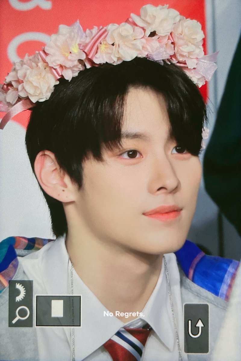 NoRegrets0830's tweet photo. 230420 일본어천재 수고했어👏🏻👏🏻👏🏻
#TNX #우경준 #경준 #KyungJun https://t.co/k7lhqBimMI