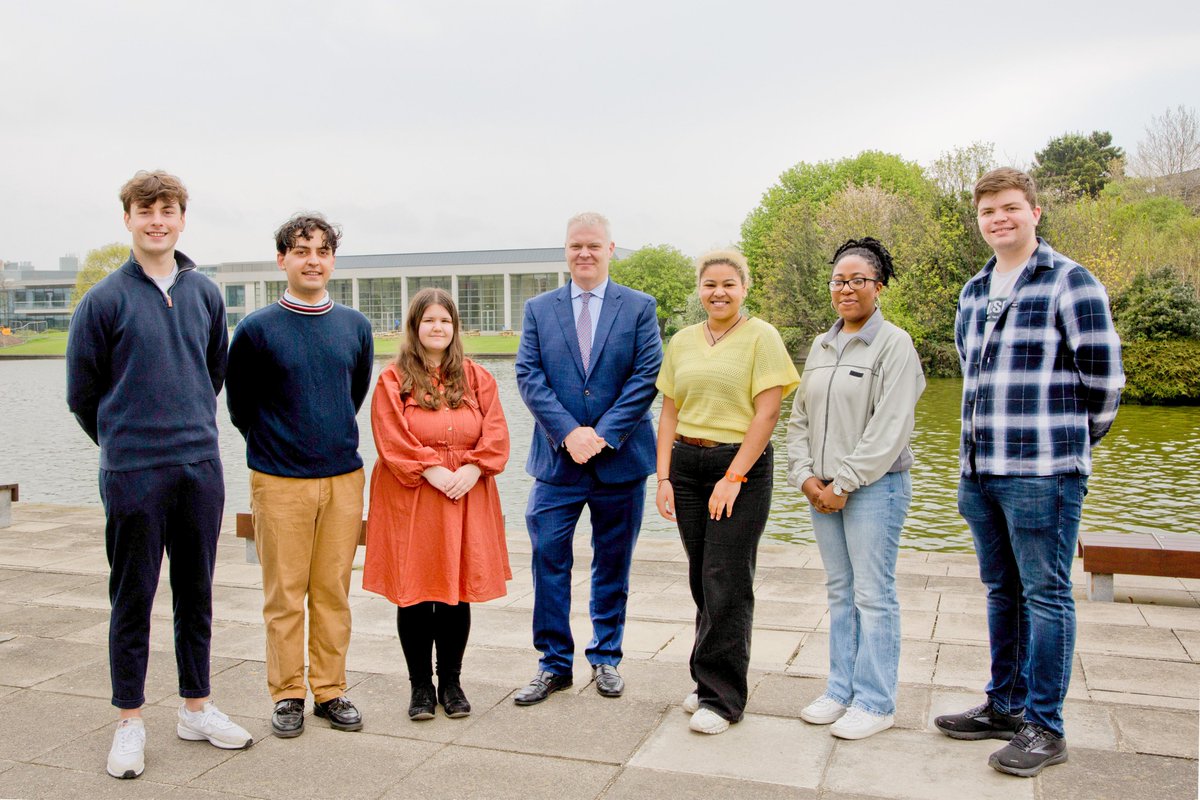 Congratulations to the winners of the UCD Access Leadership Challenge. Big hugs for @mhclaw for making this happen. Shout out to @ucdcareers @ucdalumni @UCDLawSchool 

#pathwaystotheprofession #unlockingtheprofessions #Diversityinlaw